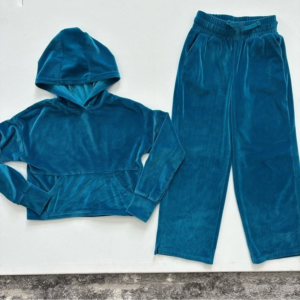 90 Degree By Reflex Turquoise Velour Set Size XS